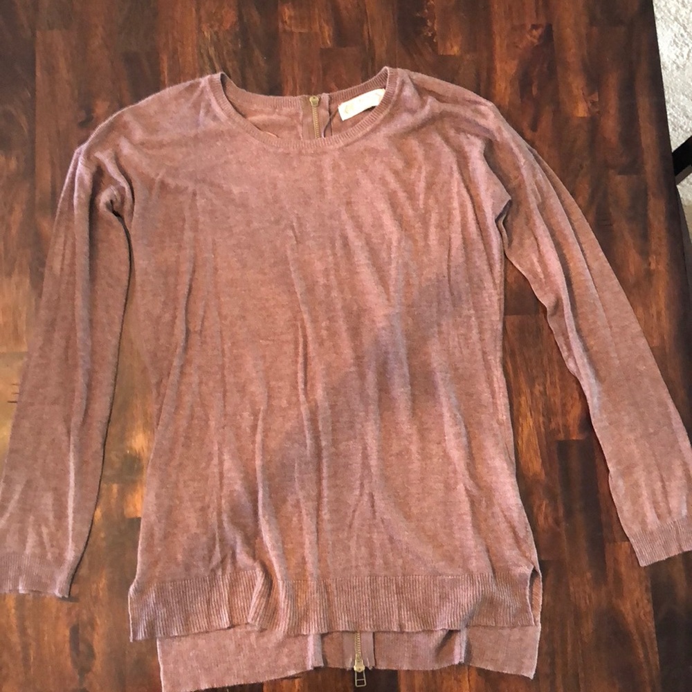 Long sleeved brown high low back zippered shirt
